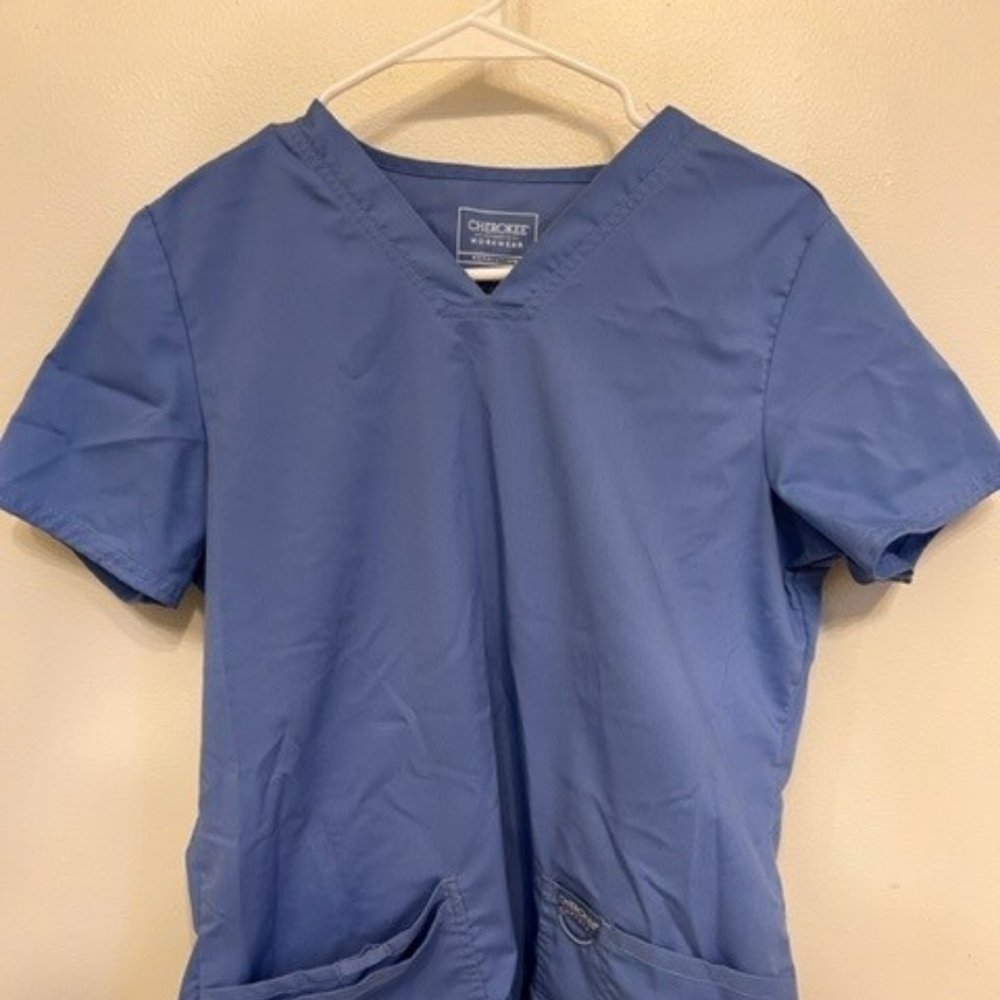 Cherokee Small Scrubs Set